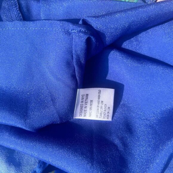 Yumi Kim Sz 0 Blue with floral pattern, chiffon, long sleeve mini dress. - Picture 16 of 16